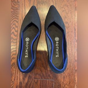 Rothy’s The Point in black.